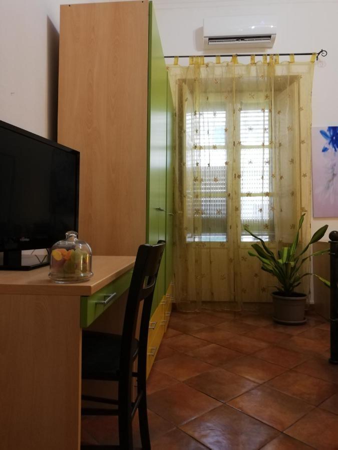Guglielmo Room'S B&B Catánia Buitenkant foto